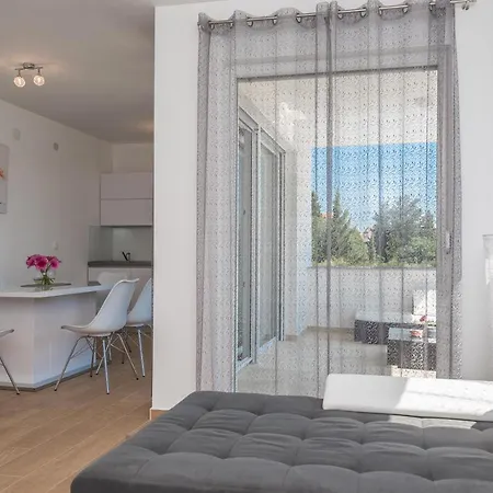 Villa Star 4 Luxury Apartment With A Pool Novalja Exterior photo