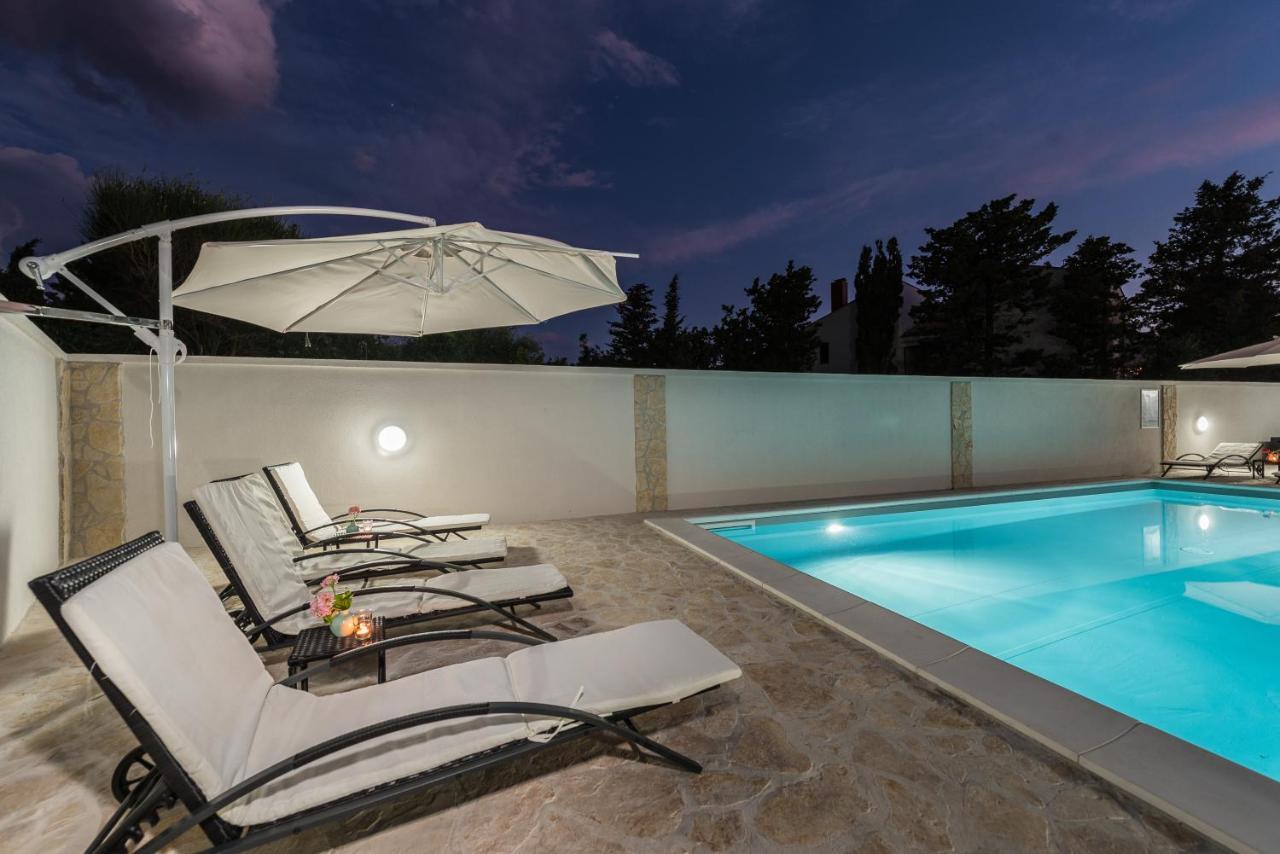 Apartament Star 4 Luxury With A Pool Novalja