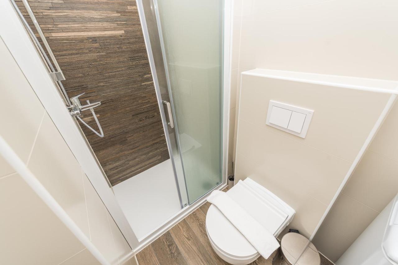 Star 4 Luxury With A Pool Apartament Novalja