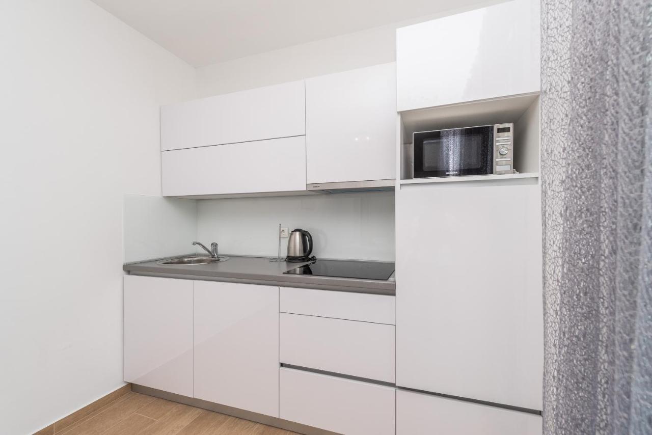 Star 4 Luxury With A Pool Apartament Novalja